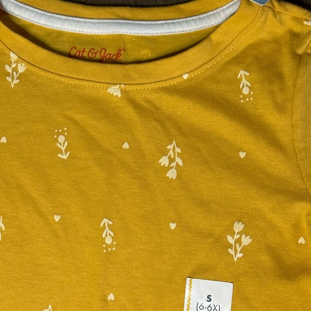 🌺 5 x 25 🌺Cat & Jack Yellow Long Sleeve Tee with Anchor Print S (6/6X) - Picture 2 of 2